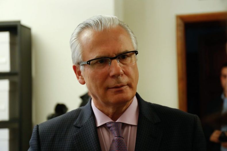 A_UNO_7781201 scaled e1694038059642.jpg