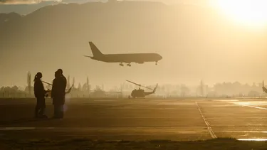 Corte ordena pagar $2.8 millones a aerolínea que obligó a comprar otro ticket a pasajero al que negó embarque a Chile