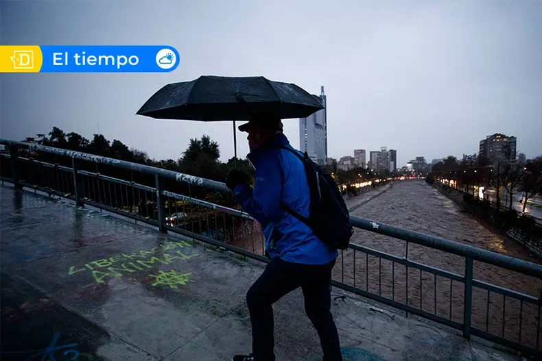 13306 lluvia en santiago.webp