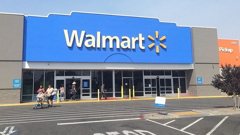 1024px Walmart_Modesto_California.jpg