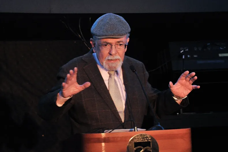 10828 a uno 1595432.webp