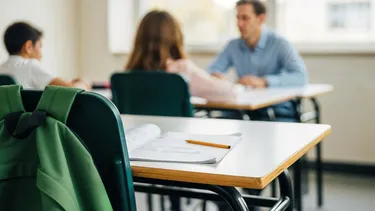 Crisis docente en Chile: 30% presenta ansiedad o depresión y 4 de cada 10 ha sido agredido por estudiantes