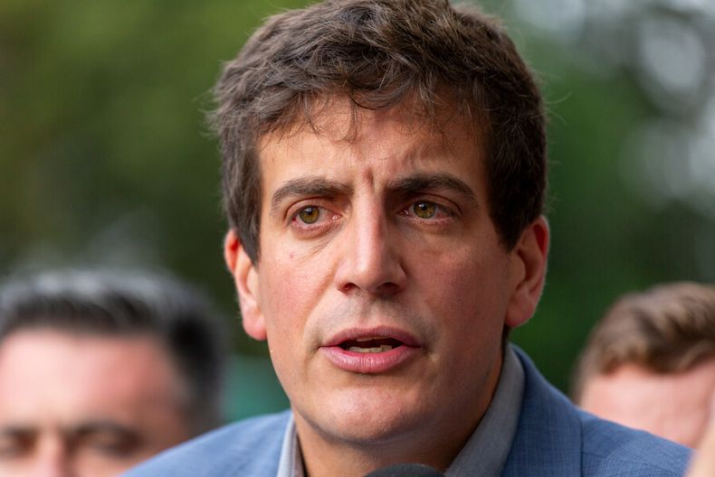 insolito  schalper revela que ac contra boric fue motivada por la comunidad tuitera adherente.jpg