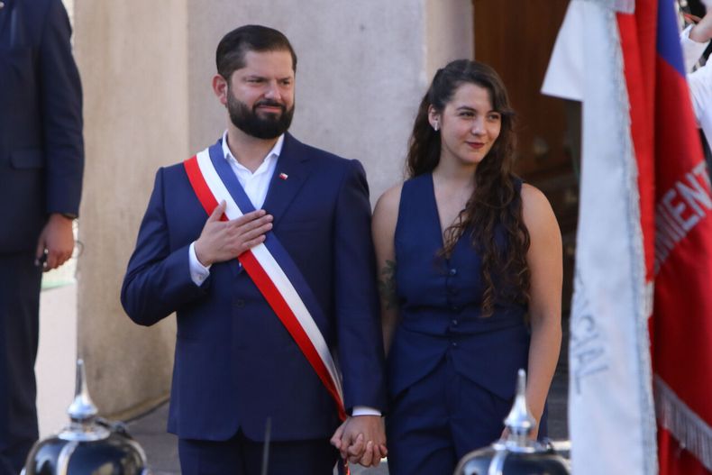 Gabriel Boric viajará a Europa - Agencia Uno