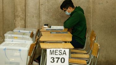 Entérate de las multas que se podrían aplicar por no votar o no cumplir como vocal