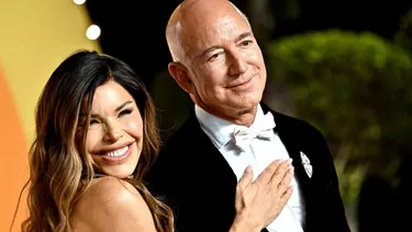 Cocodrilos inflables en el Río Venecia: La amenaza de activistas que hizo cambiar los planes de matrimonio de Jeff Bezos
