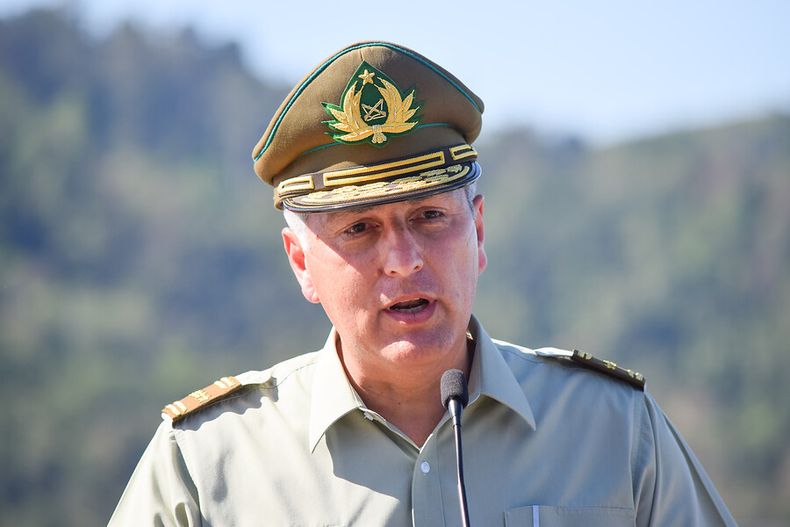 rozas y rol de carabineros en estallido social arriesgamos nuestra vida y sostuvimos la republica.jpg