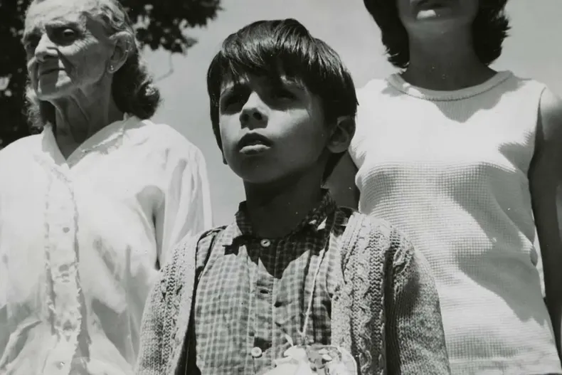 22867 largo viaje.webp