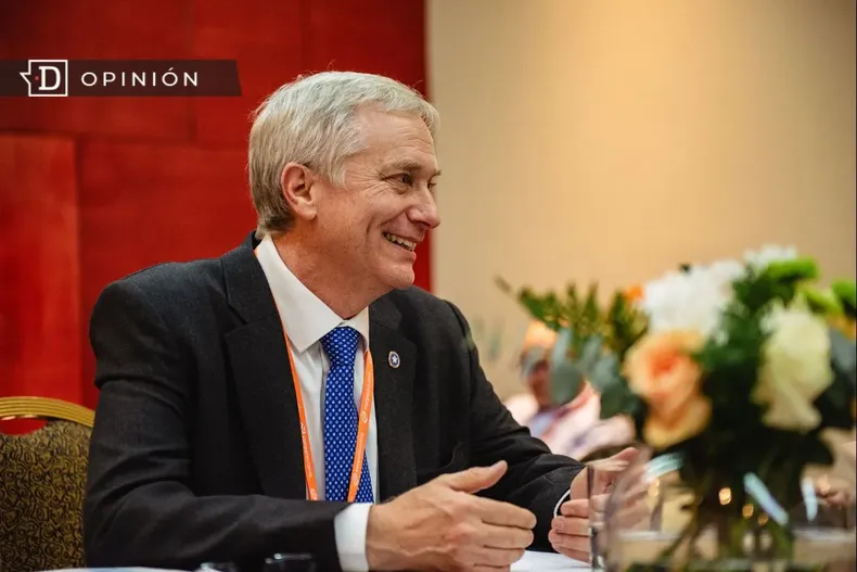 17958 jose antonio kast sonriendo.webp