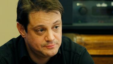 Con apoyo oficialista: Gaspar Rivas asumió presidencia de Comisión de Educación