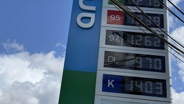 el conflicto en medio oriente reabre el dilema energetico global: dependencia fosil o transicion