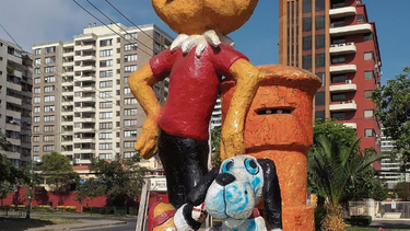 Pepo, el penquista más famoso del mundo, vuelve a dejarnos ¡Plop!