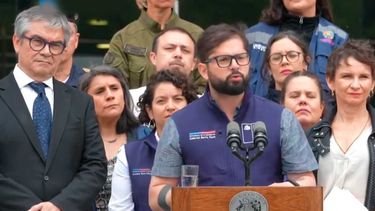 Boric anuncia activación del Fondo Nacional de Reconstrucción: “No los dejaremos solos”