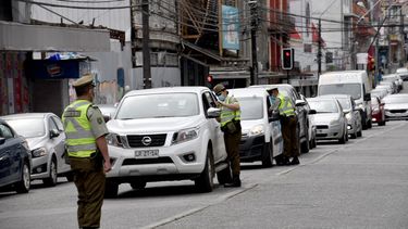 Hasta 5 años de cárcel y 5 años de suspensión de licencia: Fugarse en control policial será delito