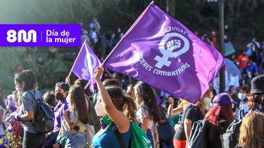 Sondeo Activa Reasearch Win: En Chile 62% cree que la mujer tiene menos opciones laborales