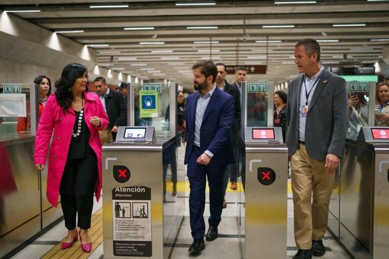 nuevo tramo del metro 480 mil vecinos al mes ahorran 22 minutos del centro a plaza quilicura e1695670487969.jpeg