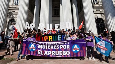 El Desconcierto | Mujeres por el Apruebo Agencia uno.jpeg