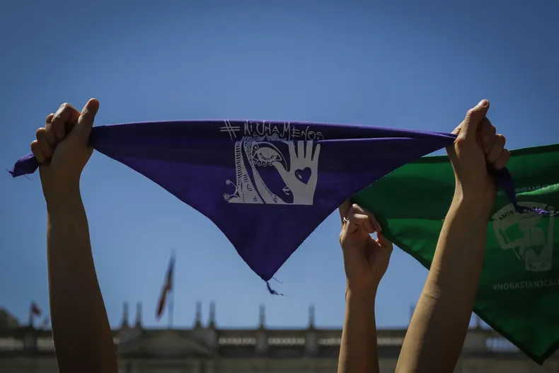 18903 a uno 1247778.webp