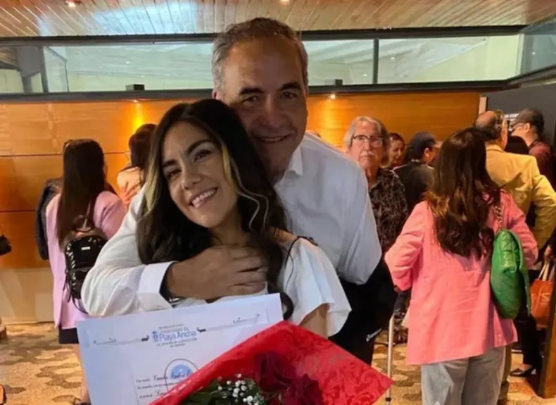 10204 senador espinoza hija.webp