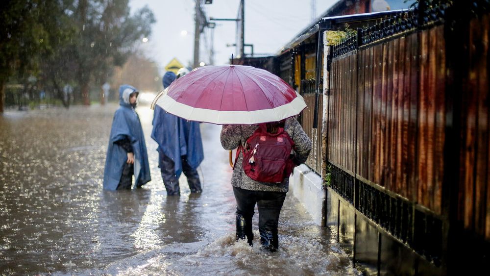 Las lluvias regresan a Santiago - Agencia Uno