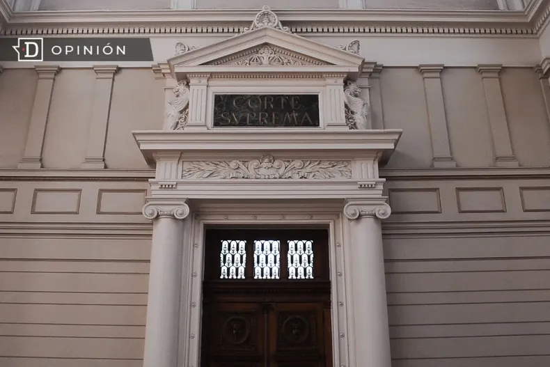 23687 entrada de sala de la corte suprema.webp