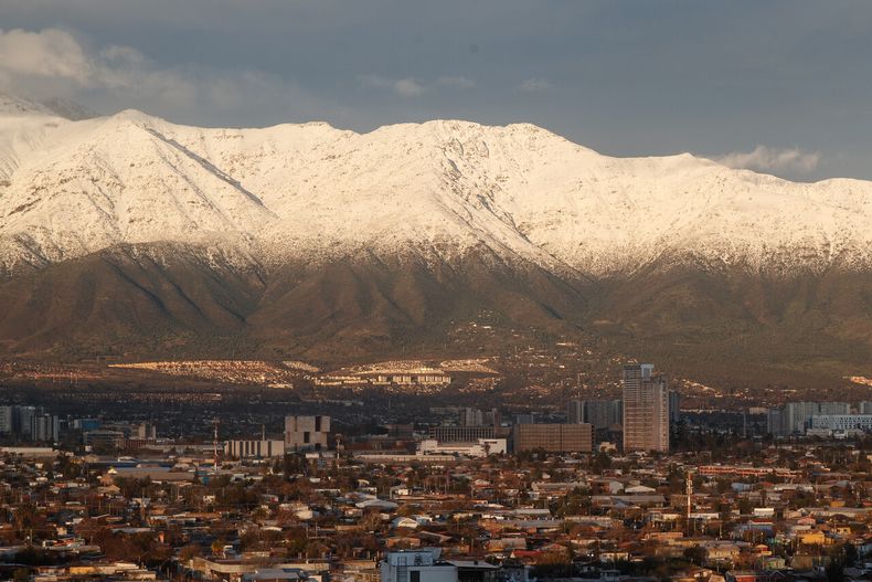 Sobre la Falla de San Ramón hay construcciones como zonas residenciales, universidades y hasta un estadio de fútbol - Agencia Uno