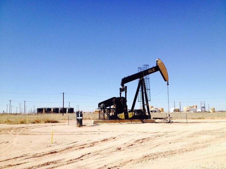 Fracking referencial Foto Jwigley Pixabay 1 min.jpg