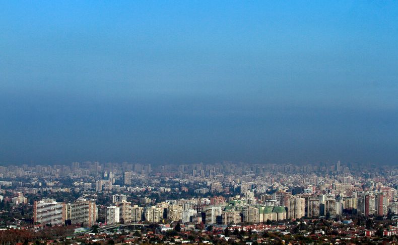Fuertes lluvias y viento afectan a Santiago - Agencia Uno