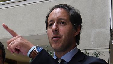 Tras denuncia de irregular uso de bencina Urruticoechea renuncia al Partido Republicano