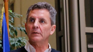 Gonzalo de la Carrera difunde repudiable fake news en medio de incendios forestales