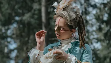 La hermanastra fea: la película de horror que desarma el mito de la belleza llega a MUBI en ciclo de clásicos oscuros