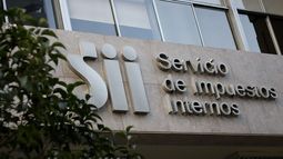 Regalías tributarias a los ricos para solucionar los problemas del país Regalías tributarias a los ricos para solucionar los problemas del país