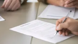 Denuncian ante Contraloría contratos sin respaldo de funcionarios y pagos sin justificación en La Reina