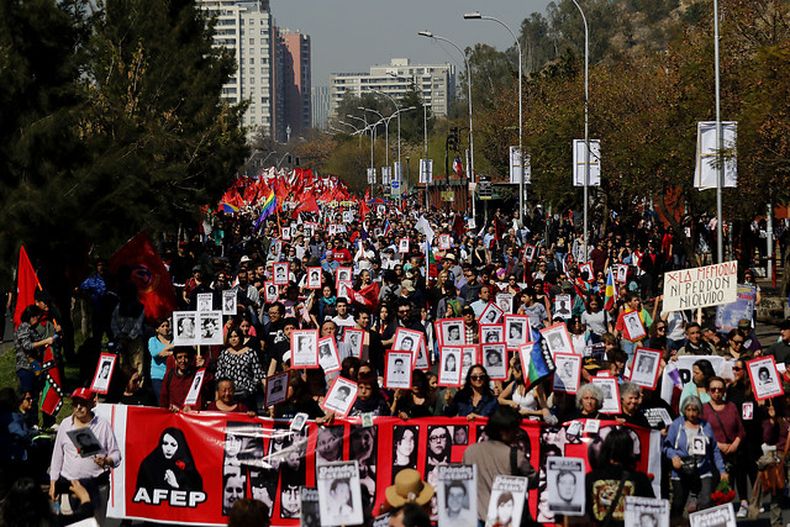 marcha memoria 1.jpg