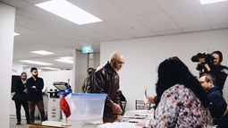 Hito histórico: En Nueva Zelanda votó el primer chileno en el extranjero