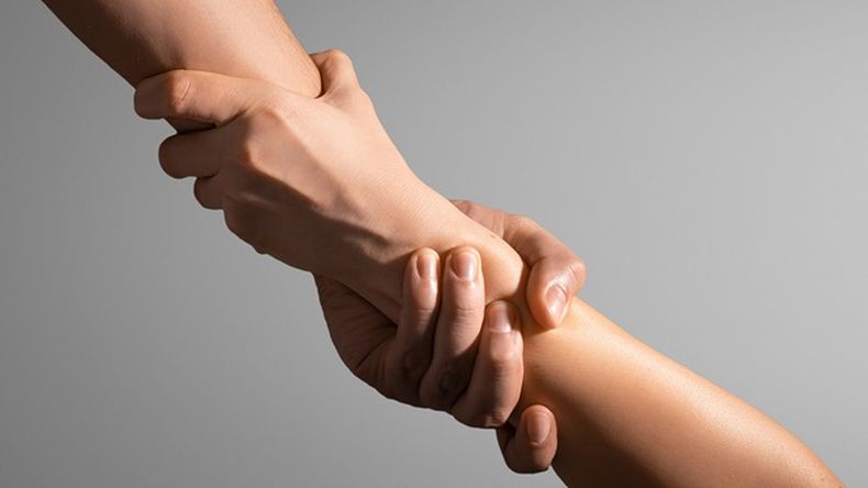 linea para prevenir suicidio mas de 18 mil llamadas a la fecha y mujeres lideran consulta.jpg