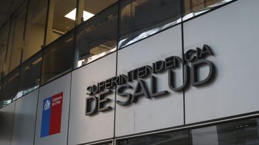 Nueva ley permitirá retirar excedentes de las isapres en dinero