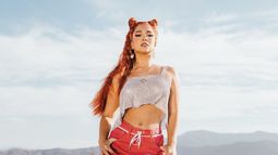 Princesa Alba estrena veraniego videoclip de Mi culpa