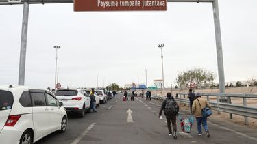 El Desconcierto | 3818 paso fronterizo en arica.jpg