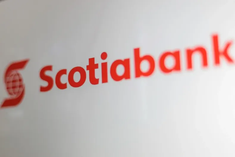 cliente fue a juicio porque banco cerro sus cuentas sin causa tras deposito de 5 millones corte califico medida de arbitraria.webp