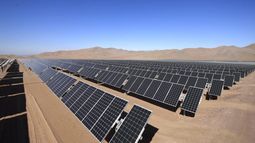 Chile top mundial en inversión en energías renovables según Índice de Competitividad Global