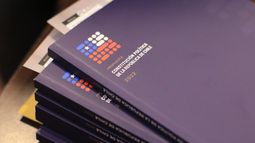 Amnistía Internacional: La nueva Constitución pone a Chile en primera fila en materia de DD.HH.