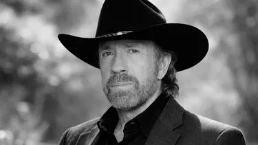 Chuck Norris fallece a los 86 años y provoca hondo pesar mundial
