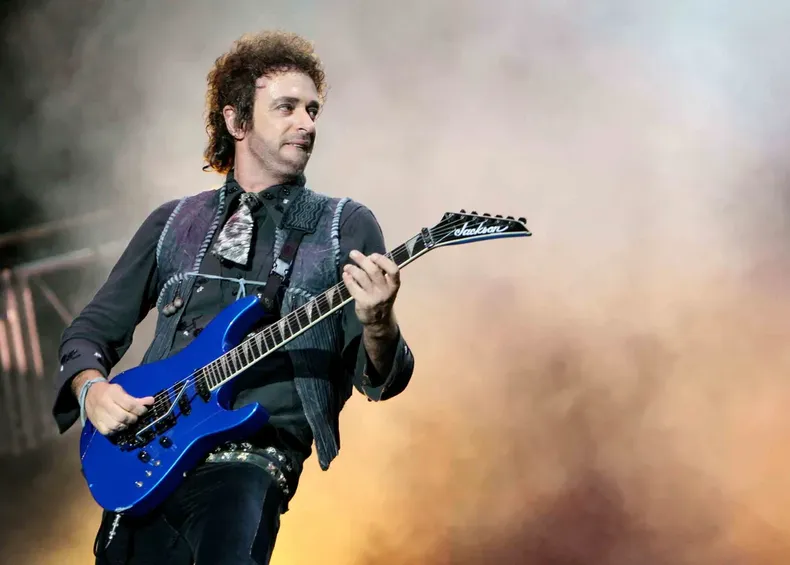 23368 cerati.webp