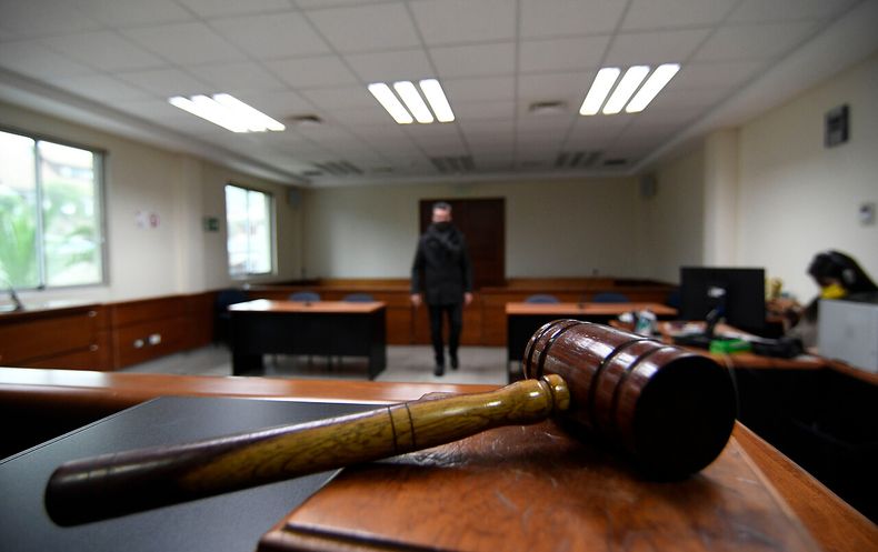 21692 a uno 1192929.jpg