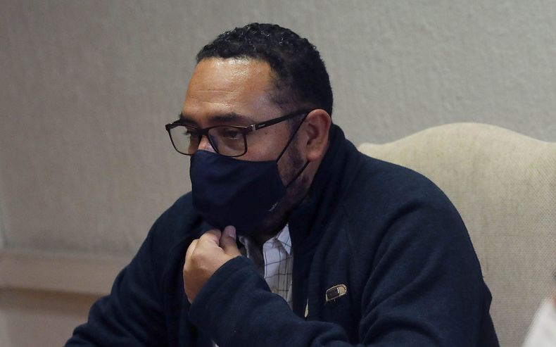 A_UNO_1369813 scaled.jpg