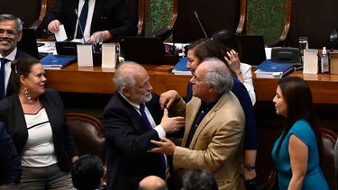 Derecha anota quinto fracaso contra gobierno: Cámara rechazó AC contra ministro Montes