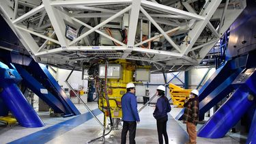 Presidente de Alemania viaja a Paranal, el mayor observatorio astronómico del mundo amenazado por megaproyecto energético