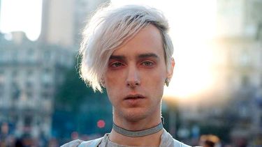 Hijo de Gustavo Cerati se declara gay y feminista: Lucho por la igualdad de género e inclusión de minorías