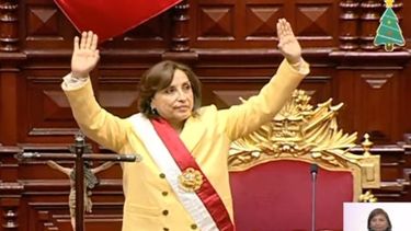 Perú: Presidenta Dina Boluarte elude responder si adelantará elecciones